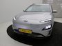 Hyundai Kona Electric EV Premium 64 kWh SOH 100% / 1ste eigenaar | Achterbank verwarmd | Achteruitrijcamera | Apple Carplay/Android Auto|telefoonintegratie premium