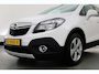 Opel Mokka 1.4 T Innovation | RIJKLAAR!! | Navi | All Season | Cruise | Trekhaak | Camera | Stoelverw. | DAB | Airco