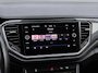Volkswagen T-Roc 1.5 TSI 150pk DSG Style Business · Trekhaak ·  Camera · Apple/Android Car Play · Stoelverwarming · Navigatie · Dodehoeksensor ·