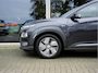 Hyundai Kona Electric EV Limited 64 kWh SOH 99% | Stoelverwarming&ventilatie | Cruise control adaptief met stop&go en stuurhulp | Head-up display