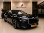BMW 7-Serie M760e xDrive M-Sport|B&W|SkyL|Rear Seat|Theater Screen|Garantie