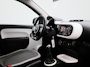 Renault Twingo 1.0 SCe Intens VERWACHT !! | CAMERA | NAVIGATIE | PDC | LMV | CLIMA | CRUISE | APPLE CARPLAY & ANDROID AUTO | 12 MAANDEN BOVAG GARANTIE |