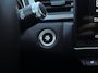 Renault Captur 1.3 TCe 130 Intens // DODEHOEK // KEYLESS // TREKHAAK // CAMERA+SENSOREN // HALF LEDER // STOELVERWARMING // NAVI+CARPLAY //