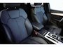 Audi Q5 50 TFSI e quattro S edition Luchtvering Virtual Cockpit  Matrix Licht  Uitklapbare Trekhaak Etc.Etc.