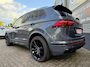 Volkswagen Tiguan 1.4 TSI eHybrid R-Line, Black Line 245PK Trekhaak,Navi,Clima,ACC,Isofix,Carplay,Stoel+StuurVerwarming,HUD,Camera