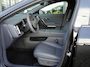 Leapmotor B05 ProMax Design 67.1 kWh | Nu met €1000,- voorraadvoordeel! | Panoramadak | Elektrisch verstelbare stoelen | Stuurwiel verwarming | Apple carplay/Android auto | Sfeerverlichting | Regensensor | Privacyglas | 19 inch lichtmetalen velgen