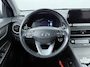 Hyundai Kona Electric EV Comfort 64 kWh - SOH 94,5% - Airco - Keyless Entry - Apple CarPlay/Android Auto - Achteruitrijcamera - Virena Zekerheidspakket €895,-