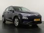 Hyundai Kona Electric EV Comfort 64 kWh - SOH 94,5% - Airco - Keyless Entry - Apple CarPlay/Android Auto - Achteruitrijcamera - Virena Zekerheidspakket €895,-