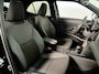 Toyota Yaris Cross 1.5 Hybrid 115 Dynamic | Stoel / Stuur en voorruitverwarming | Elektrisch inklapbare spiegels | Dodehoek | Parkeersensoren |