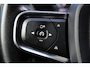 Volvo XC40 2.0 T4 Momentum Camera/Stoelverwarming/Parkeersensor v,a/Line assist