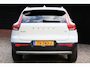 Volvo XC40 2.0 T4 Momentum Camera/Stoelverwarming/Parkeersensor v,a/Line assist