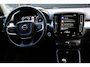 Volvo XC40 2.0 T4 Momentum Camera/Stoelverwarming/Parkeersensor v,a/Line assist