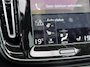Volvo XC40 1.5 T5 Plug-in hybrid Ultimate Dark | Panoramadak | Leder | Camera | Stoel-/stuurverwarming