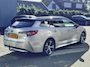 Toyota Corolla Touring Sports 1.8 Hybrid Dynamic two-tone, trekhaak, all weather banden, achteruitrijcamera, navigatie, enz.