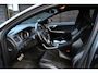 Volvo V60 1.5 T3 Nordic+ R design/Xenon/Stoelverwarming/Trekhaak afneembaar
