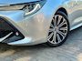 Toyota Corolla 2.0 Hybrid 184PK Business Sport Intro Automaat + 17"/ Navi/ Clima/ Cruise/ CarPlay/ Camera/ Winterpakket/ Full-LED/ Park-Assist