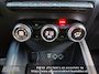 Renault Captur 1.6 E-Tech Plug-in Hybrid 160 Intens | Carplay | Keyless | Navigatie | DAB | Sensoren V + A + Camera