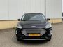 Ford Kuga 2.5 PHEV 225 pk Titanium Winter Pack - Draadloos opladen telefoon Origineel NL auto met weinig km.