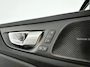 Volvo V60 T8 Plug-in hybrid AWD Plus Dark | SOH 100% | Panoramadak | 360° camera | Head-up display | Harman Kardon | Stoel- en stuurverwarming | Trekhaak