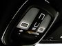 Volvo V60 T8 Plug-in hybrid AWD Plus Dark | SOH 100% | Panoramadak | 360° camera | Head-up display | Harman Kardon | Stoel- en stuurverwarming | Trekhaak