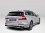 Volvo V60 T8 Plug-in hybrid AWD Plus Dark | SOH 100% | Panoramadak | 360° camera | Head-up display | Harman Kardon | Stoel- en stuurverwarming | Trekhaak