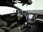 Volvo V60 T8 Plug-in hybrid AWD Plus Dark | SOH 100% | Panoramadak | 360° camera | Head-up display | Harman Kardon | Stoel- en stuurverwarming | Trekhaak