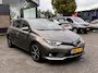 Toyota Auris 1.8 Hybrid Dynamic STOELVERW KEYELSS 4S-BANDEN 17'' LM-VELGEN CRUISE CAMERA BLUETOOTH CLIMA