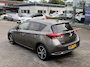 Toyota Auris 1.8 Hybrid Dynamic STOELVERW KEYELSS 4S-BANDEN 17'' LM-VELGEN CRUISE CAMERA BLUETOOTH CLIMA