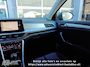 Volkswagen T-Roc 1.0 TSI Life | Carplay | Trekhaak | ACC | DAB | Sensoren V + A +Camera | Stoelverwarming