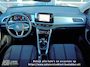 Volkswagen T-Roc 1.0 TSI Life | Carplay | Trekhaak | ACC | DAB | Sensoren V + A +Camera | Stoelverwarming