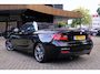 BMW 2-Serie Cabrio M235i xDrive|Rijklaar!|Camera|HarmanKardon|Stoelverwarming|Elec.Stoelverstelling|Keyless