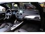 BMW 2-Serie Cabrio M235i xDrive|Rijklaar!|Camera|HarmanKardon|Stoelverwarming|Elec.Stoelverstelling|Keyless