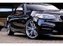 BMW 2-Serie Cabrio M235i xDrive|Rijklaar!|Camera|HarmanKardon|Stoelverwarming|Elec.Stoelverstelling|Keyless