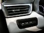 Renault Clio 1.0 TCe 90 Techno - Dealer onderhouden - 17" LMV - Groot scherm - Allseasons