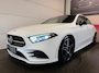 Mercedes-Benz A-klasse 200 AMG Pano, Cruise Control, Multibeam, Sfeerverlichting, Elek Stoelen, Achteruitrijcamera, Keyless, Airco