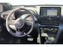 Toyota Yaris Cross 1.5 Hybrid GR Sport / 360 Camera / JBL Audio / Stoelverwarming / Elektrische Kofferbak / Heads-Up Display / Trekhaak / Dodehoek-Assistent /
