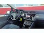 Volkswagen Touran 1.4 TSI Comfortline Business 7p NWE D-RIEM / TREKHAAK / CAMERA / CARPLAY / STOELVERW / CLIMA / PDC / ACC / NL-AUTO