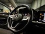 Volkswagen Golf 1.5 TSI Highline 1ste EDITION Business R PANO SFEERVERL. VIRTUAL MASSAGE ACC STOELVERW. GARANTIE NAP APK