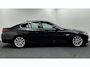 BMW 5-Serie 523i High Executive LEER NAVI ECC STOELVERWARMING.