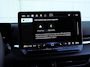 Volkswagen T-Roc R-Line First Edition 1.5 eTSI 150 PK | LED Matrix | Panoramadak | Trekhaak | Black Style | Electrische achterklep |