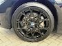 BMW 3-Serie 330e Sport Line | Business Professional | Live Cockpit | Stoelverwarming | Alarm | 19 inch