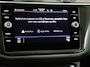 Volkswagen Tiguan 1.4 TSI eHybrid Life | SoH 90% | Trekhaak | Achteruitrijcamera | Digital cockpit Pro | Keyless | Adaptieve cruise control | Dodehoekdetectie | Sfeerverlichting | Navigatie | Elektrische kofferklep |