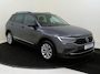 Volkswagen Tiguan 1.4 TSI eHybrid Life | SoH 90% | Trekhaak | Achteruitrijcamera | Digital cockpit Pro | Keyless | Adaptieve cruise control | Dodehoekdetectie | Sfeerverlichting | Navigatie | Elektrische kofferklep |