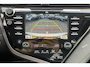 Toyota Camry 2.5 Hybrid Premium / JBL Audio / Stoelverwarming / Heads-Up Display / Camera / Parkeersensoren v&a / Bediening Achterin / Zonneschermen Achterin /