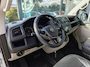 Volkswagen Transporter 2.0 TDI L2H1 DC Highline Camera, Stoelverwarming, Cruise Control adaptief