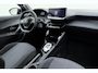 Peugeot 2008 1.2 Hybrid 110 Business | Apple carplay/Android auto | Automatische airco | Cruise control | Achteruitrijcamera | Navigatie | Parkeersensoren voor + achter |