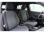 Peugeot 2008 1.2 Hybrid 110 Business | Apple carplay/Android auto | Automatische airco | Cruise control | Achteruitrijcamera | Navigatie | Parkeersensoren voor + achter |