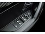 Peugeot 2008 1.2 Hybrid 110 Business | Apple carplay/Android auto | Automatische airco | Cruise control | Achteruitrijcamera | Navigatie | Parkeersensoren voor + achter |