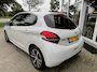 Peugeot 208 1.2 PureTech Allure NL-Auto, 1e Eig., Keurig Onderh., D-Riem recent vervangen, Panorama dak, Apple Carplay / Android Auto, Navigatie, Licht-Regensensoren, Cruise Controle, Automatische Airco, Parkeersensoren, Led-Verlichting