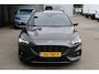Ford Focus Wagon 125PK ST-LINE BUSINESS TREKHAAK WINTERPACK AD-CRUISE 18"LM-VELGEN KEYLESS P-SENSOREN